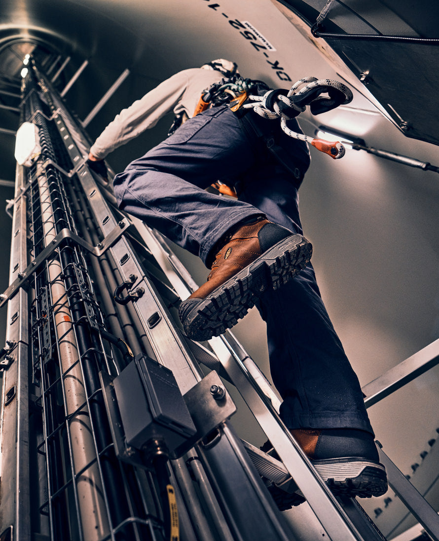 Men's Camden 6 Waterproof Boot (Carbon Toe) | Leather Brown/Black - Image 8